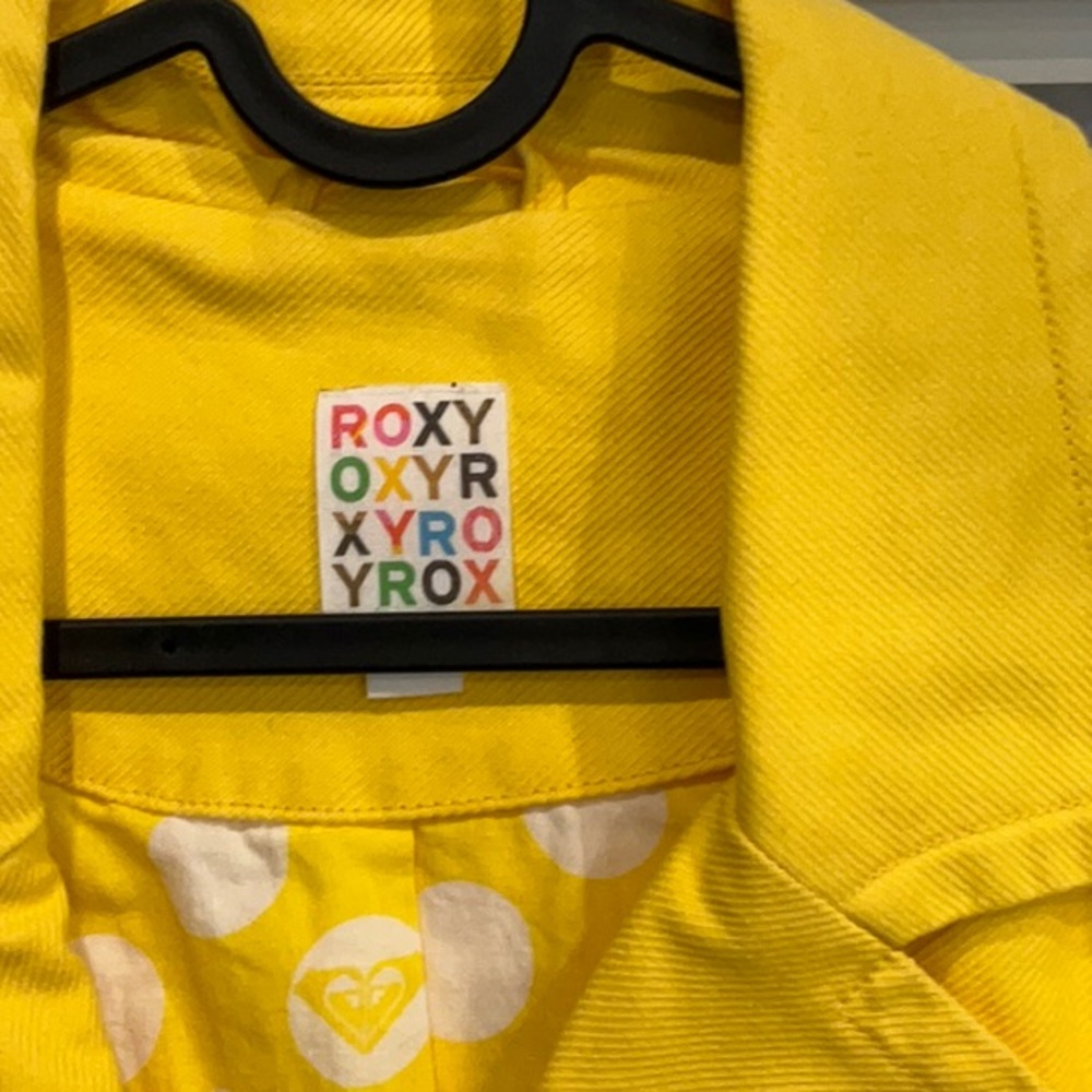Roxy Jacket - Picture 2 of 3